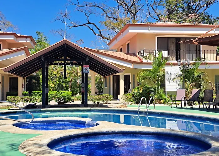 Papagayo Y Hotel 4*