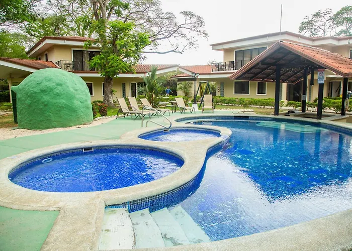 Papagayo Y Hotel 4*