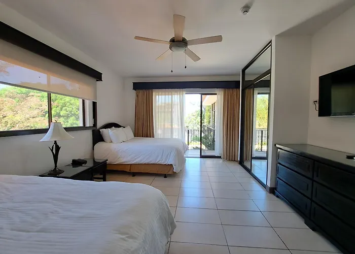 Papagayo Y Hotel Panamá